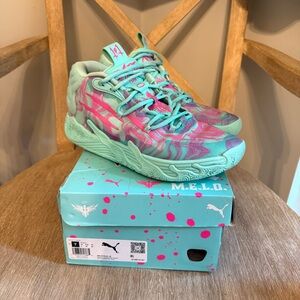 PUMA x LAMELO BALL MB.03 Miami Basketball shoes mint pink YOUTH size 7 *READ*